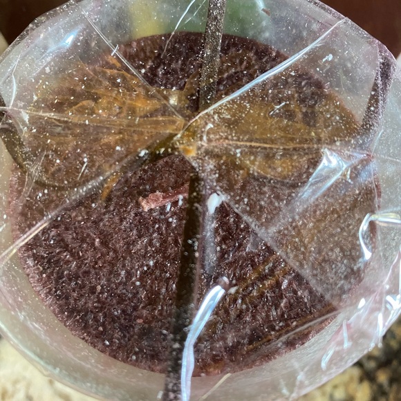 Gel Candle - smells amazing - Picture 4 of 7